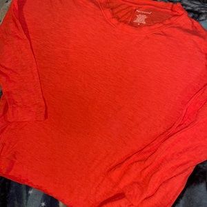 Coral/Red quarter sleeved shirt nwot